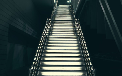 Trapliften voor het beklimmen van de trap